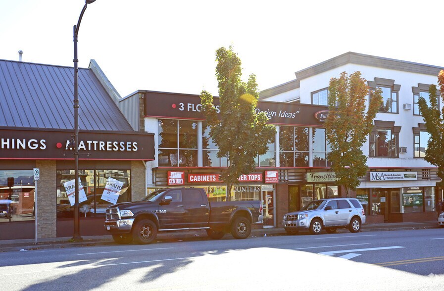 22378 Lougheed Hwy, Maple Ridge, BC for lease - Building Photo - Image 2 of 6