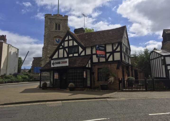 58 High St, Pinner, HA5 5PZ Office for Lease