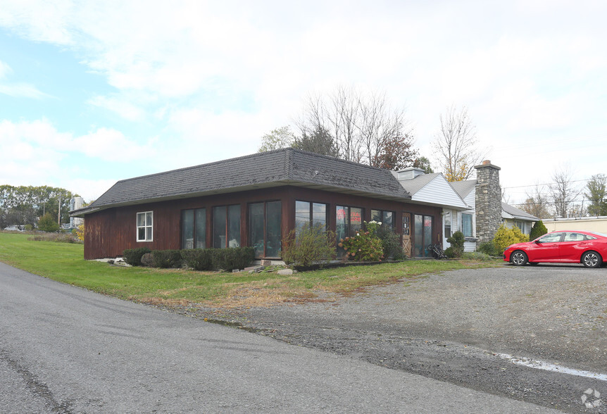 375 Fairview Ave, Hudson, NY for sale - Primary Photo - Image 1 of 1