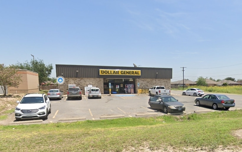Rio Grande Valley Dollar General Portfol portfolio of 3 properties for sale on LoopNet.com - Primary Photo - Image 2 of 3