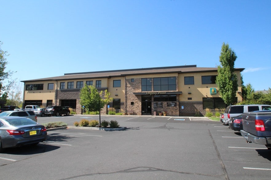 400 SW Bluff Dr, Bend, OR for lease - Primary Photo - Image 1 of 14