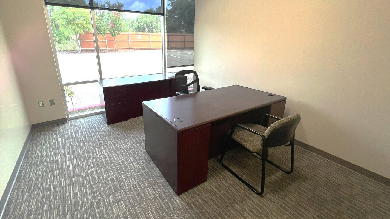 5920 W William Cannon Dr, Austin, TX 78749 - Unit 1 - - Interior Photo - Image 1 of 6