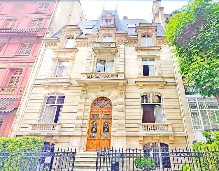 Office in Paris for sale - Building Photo - Image 3 of 17