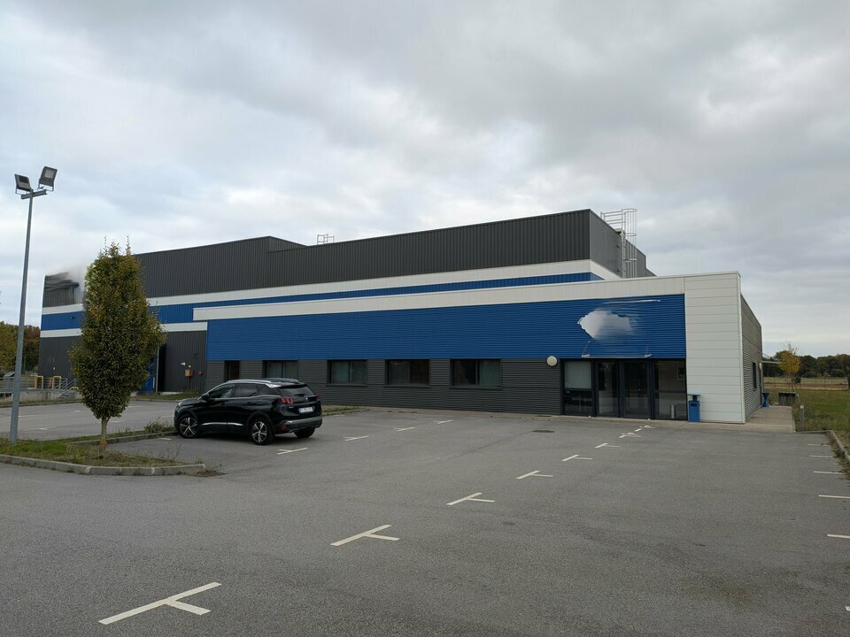 Industrial in Saint-Aubin-sur-Gaillon for sale Building Photo- Image 1 of 7