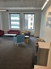 121 W Wacker Dr, Chicago, IL for lease Interior Photo- Image 2 of 7