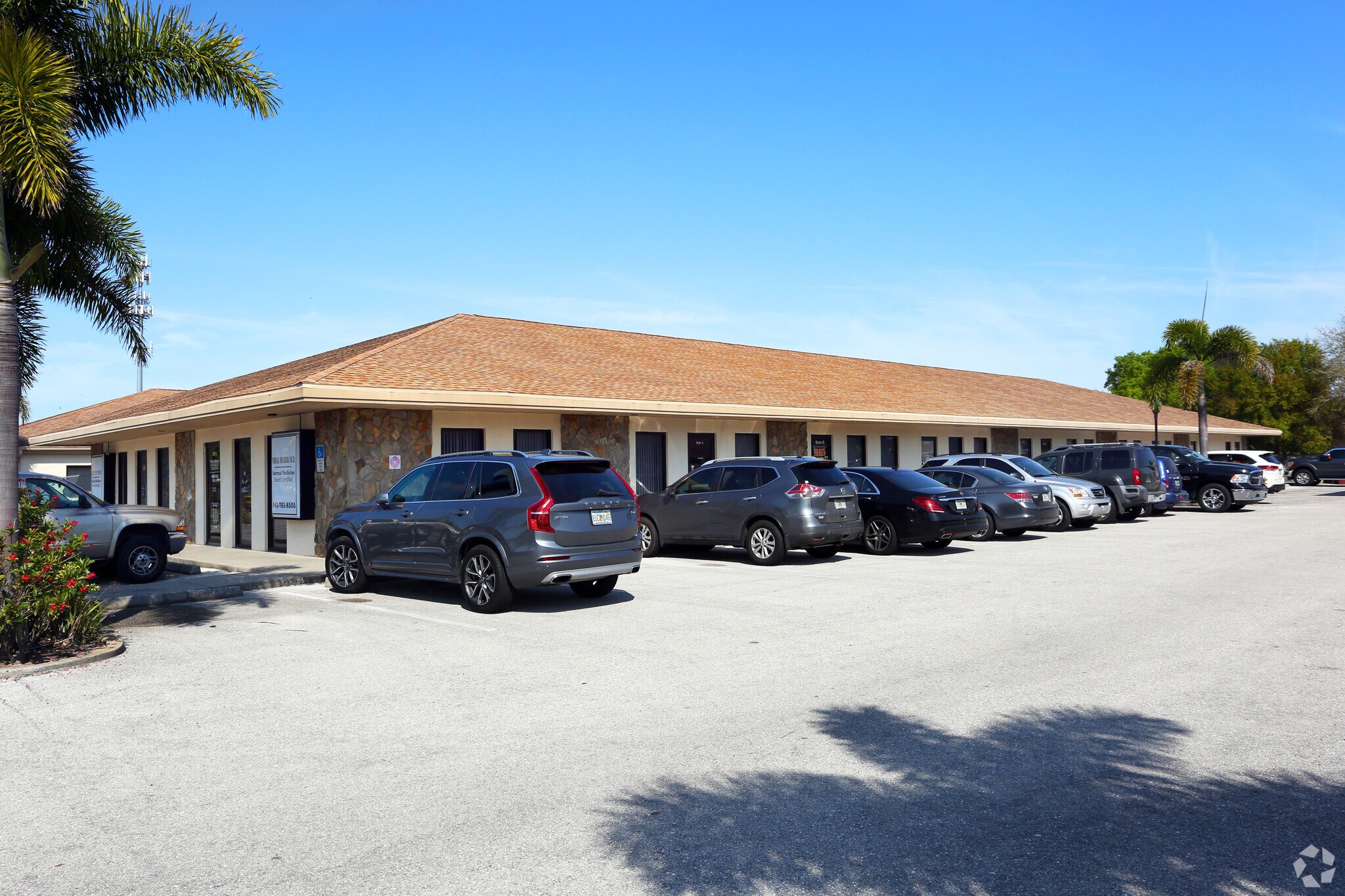 6400 Manatee Ave W, Bradenton, FL for sale Primary Photo- Image 1 of 1