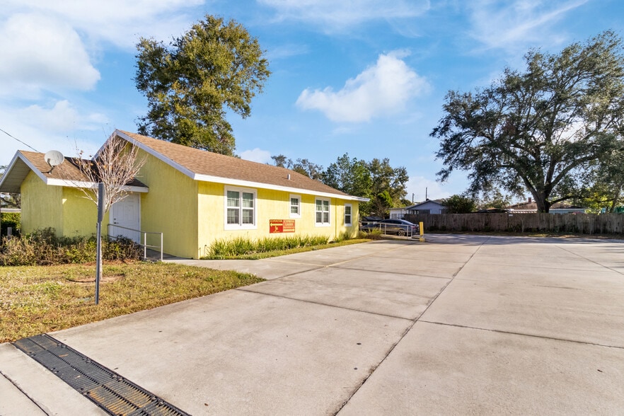 Two Building Portfolio Sale portfolio of 2 properties for sale on LoopNet.com - Building Photo - Image 2 of 34