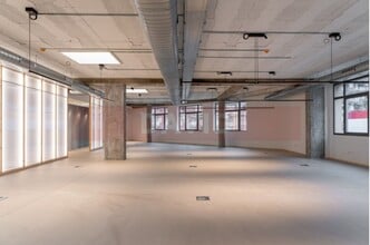 Office in Barcelona, Barcelona for lease Interior Photo- Image 1 of 24