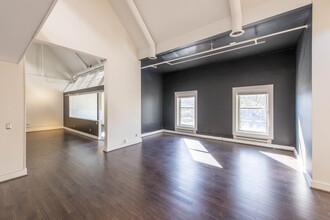 213-289 E Liberty St, Ann Arbor, MI for lease Interior Photo- Image 2 of 8