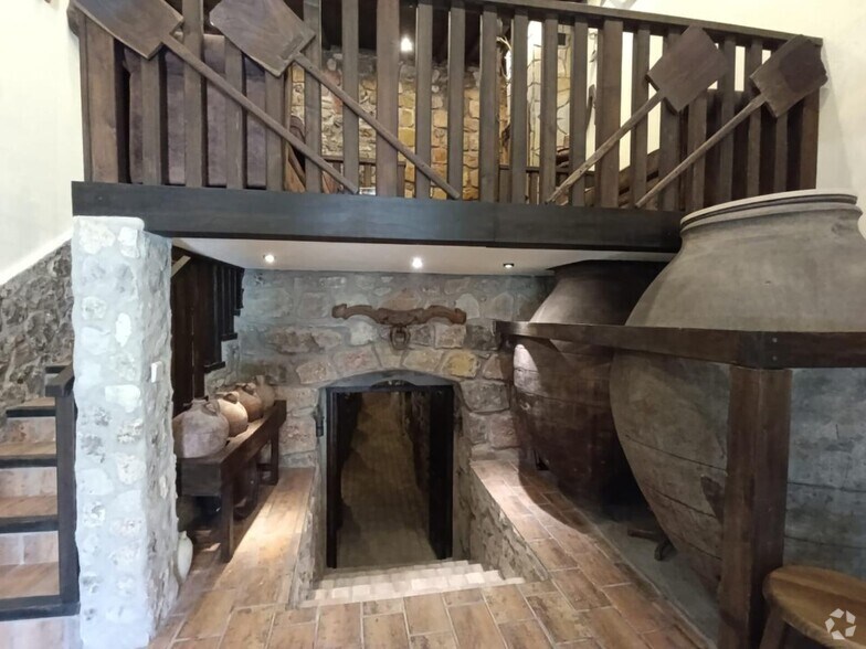 Retail in El Molar, Madrid for sale - Primary Photo - Image 1 of 10