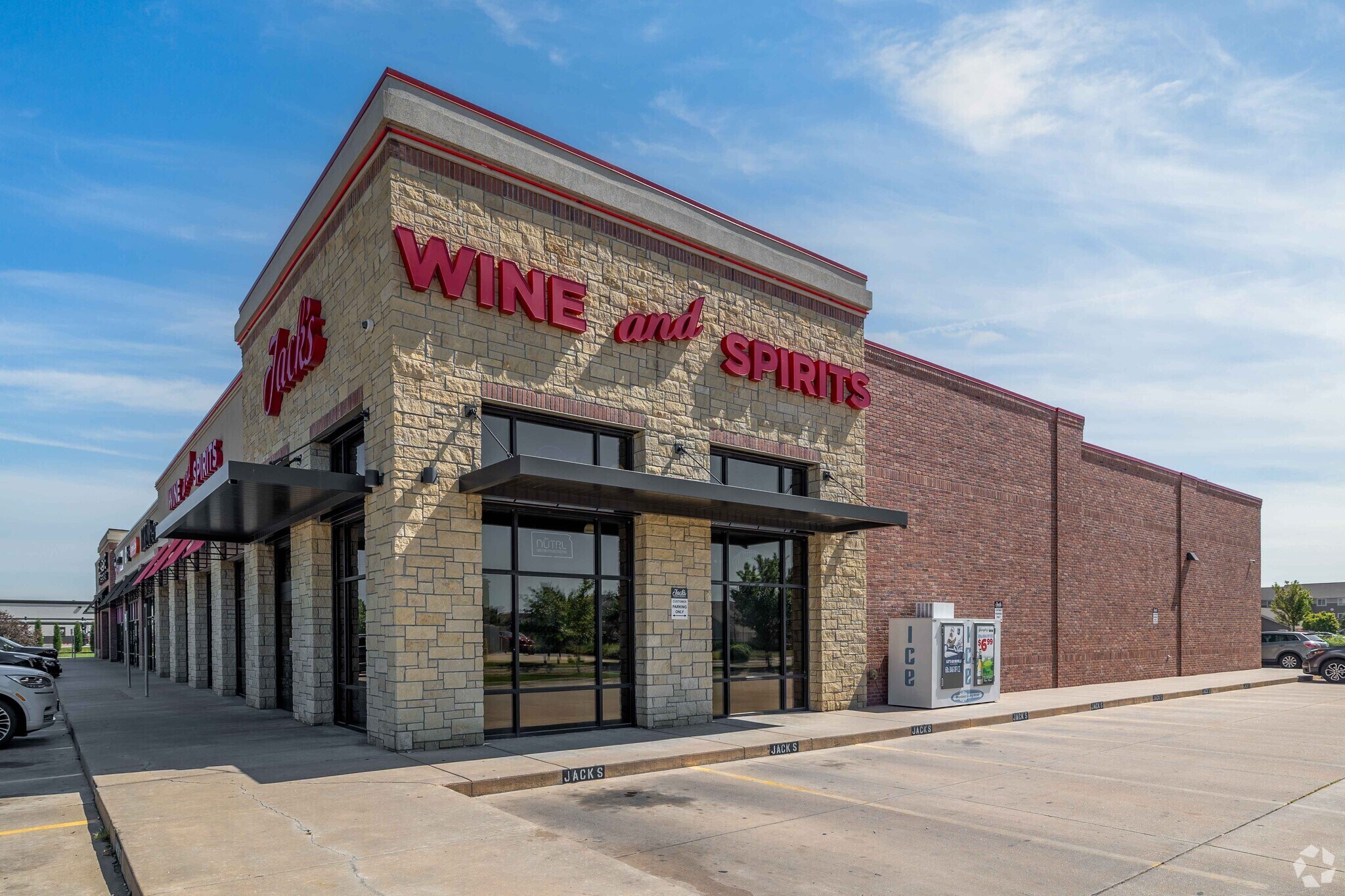 3560 N Maize Rd, Wichita, KS for sale Primary Photo- Image 1 of 1