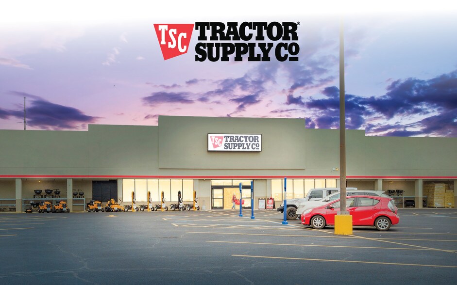 400 W 4th St, Adel, GA for sale - Building Photo - Image 1 of 1