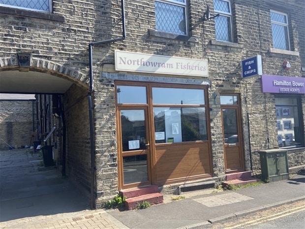 31-33 Lydgate, Northowram for sale Primary Photo- Image 1 of 1