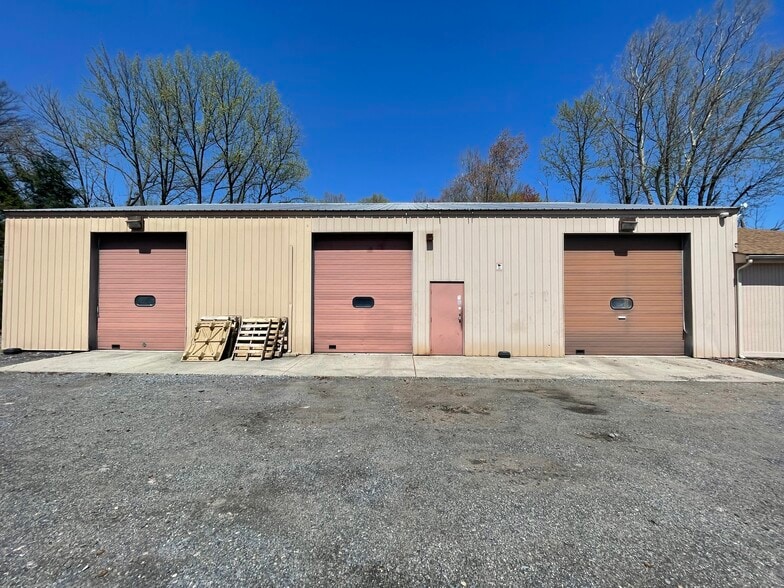 1549 Gateway Blvd, West Deptford, NJ for sale - Building Photo - Image 2 of 3
