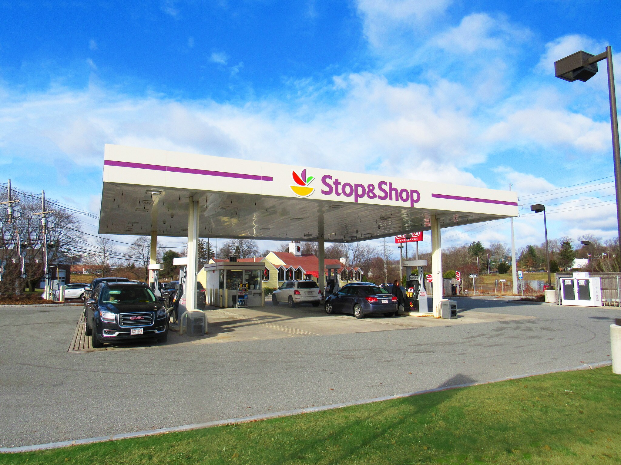 Stop And Shop Gas Station - sslzeax