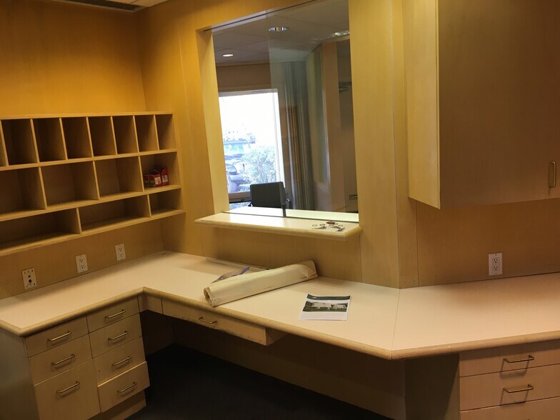 101 S Bedford Rd, Mount Kisco, NY for sale - Building Photo - Image 3 of 10