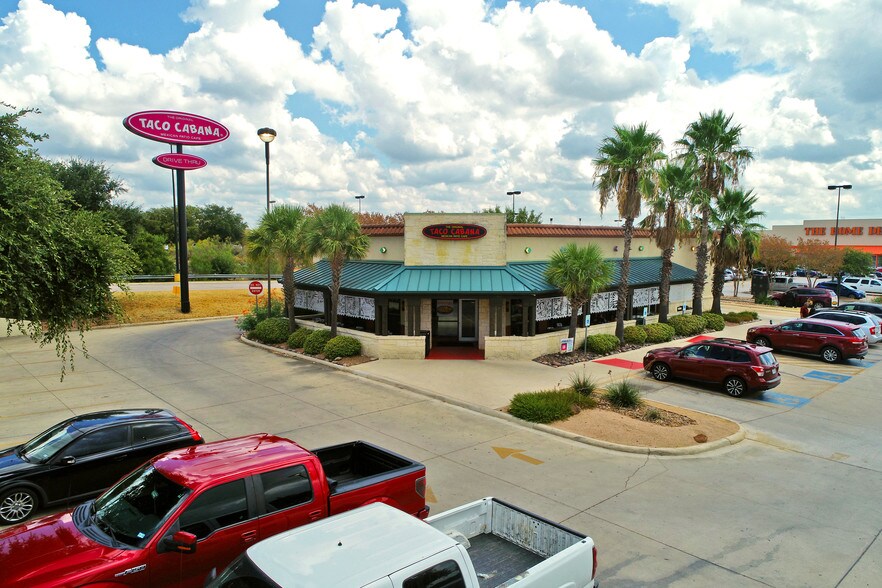 20720 N US Highway 281, San Antonio, TX 78258 Retail Property for