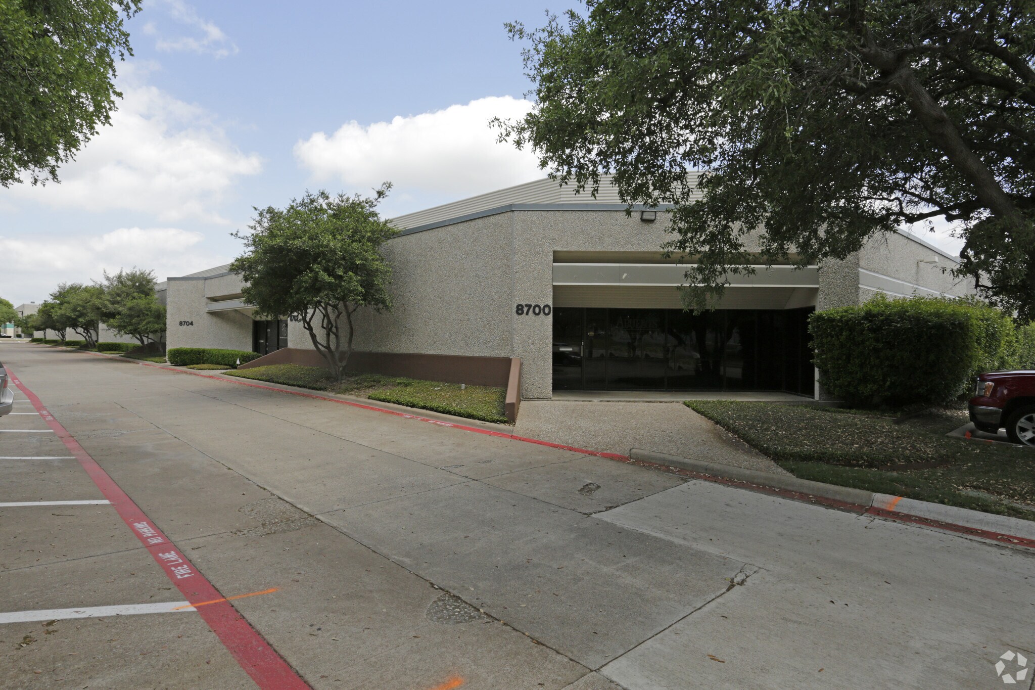 8700-8722 N Royal Ln, Irving, TX for sale Building Photo- Image 1 of 1