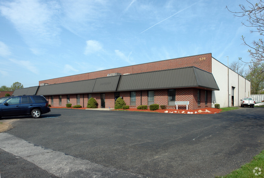 529 Foundry Rd, Norristown, PA for lease - Primary Photo - Image 1 of 6