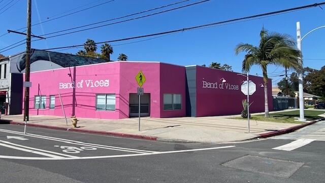 5351 W Adams Blvd, Los Angeles, CA for lease - Building Photo - Image 1 of 13