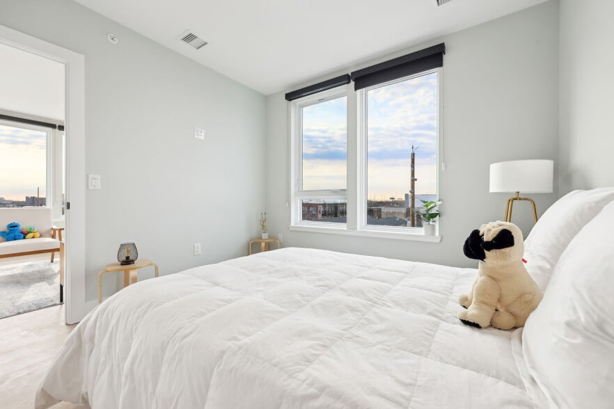 64-68 Emmet St, Newark, NJ for lease - Building Photo - Image 3 of 17