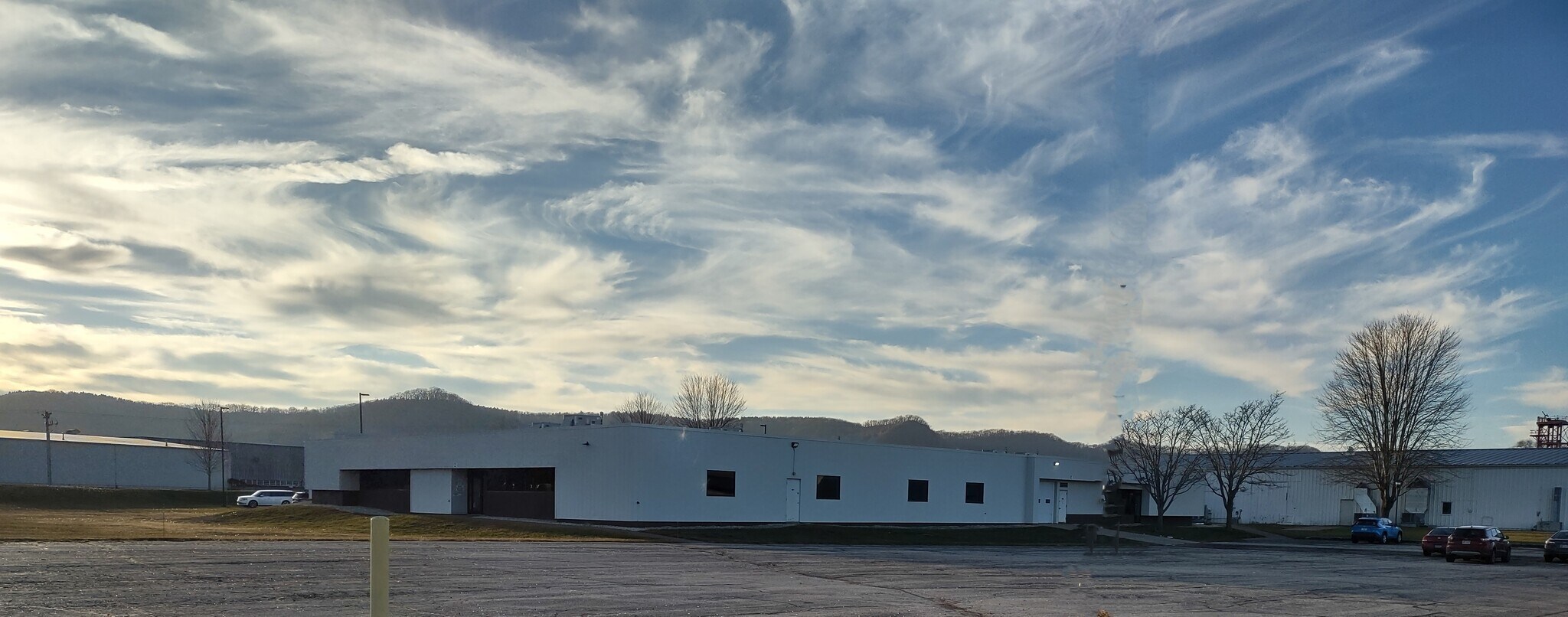 5676 Industrial Park Rd, Winona, MN for lease Building Photo- Image 1 of 17