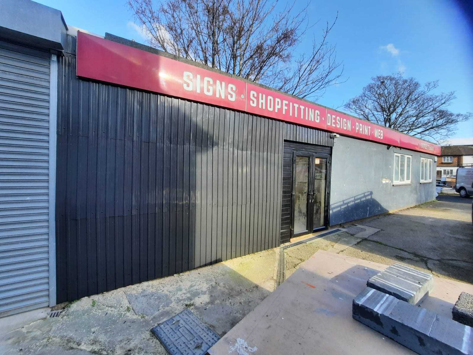 9 Fairfax Dr, Westcliff On Sea for sale Primary Photo- Image 1 of 1