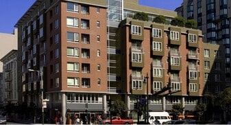 990 Polk Street Apartments - Pub