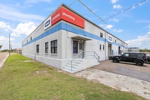 1002 W. Jackson Avevue, Harlingen - Retail Space