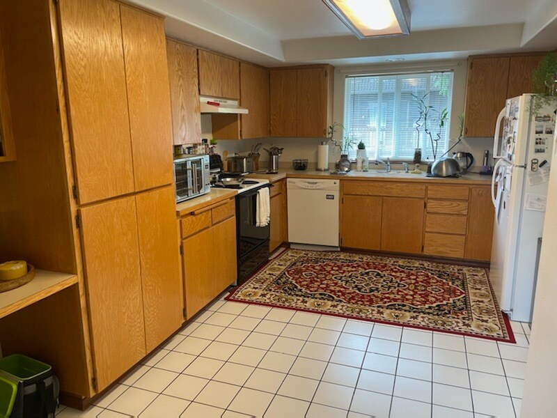 8020 Mukilteo Speedway, Mukilteo, WA 98275 Saratoga Townhomes