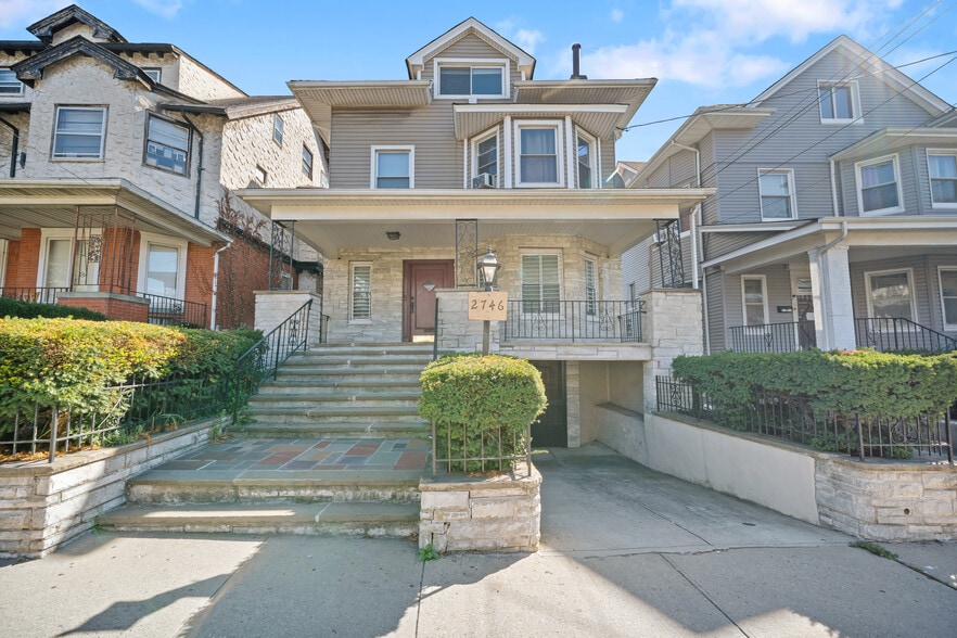 2746 John F Kennedy Blvd, Jersey City, NJ for sale - Primary Photo - Image 1 of 28