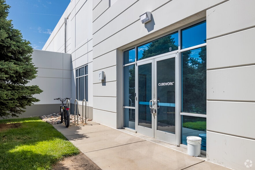 2470 Airport Blvd, Aurora, CO for lease - Building Photo - Image 3 of 23