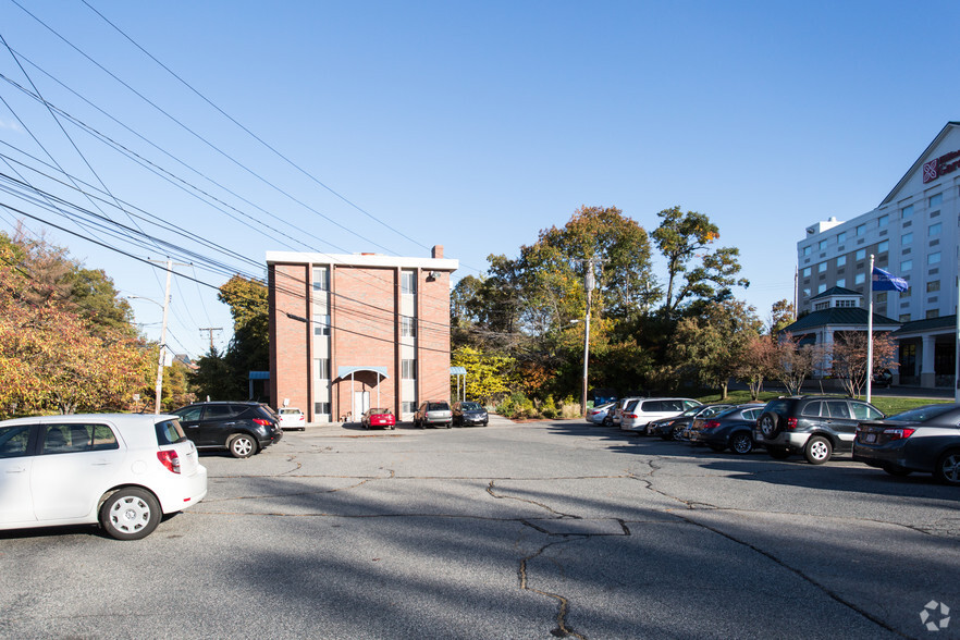 440 Totten Pond Rd, Waltham, MA for lease - Building Photo - Image 3 of 6