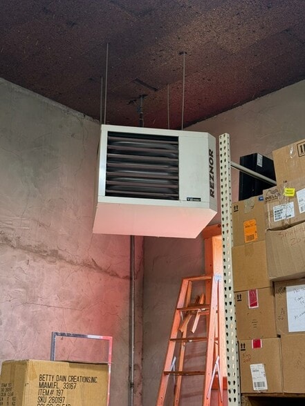 419 Plattekill Ardonia Rd, Wallkill, NY for lease - Building Photo - Image 3 of 11