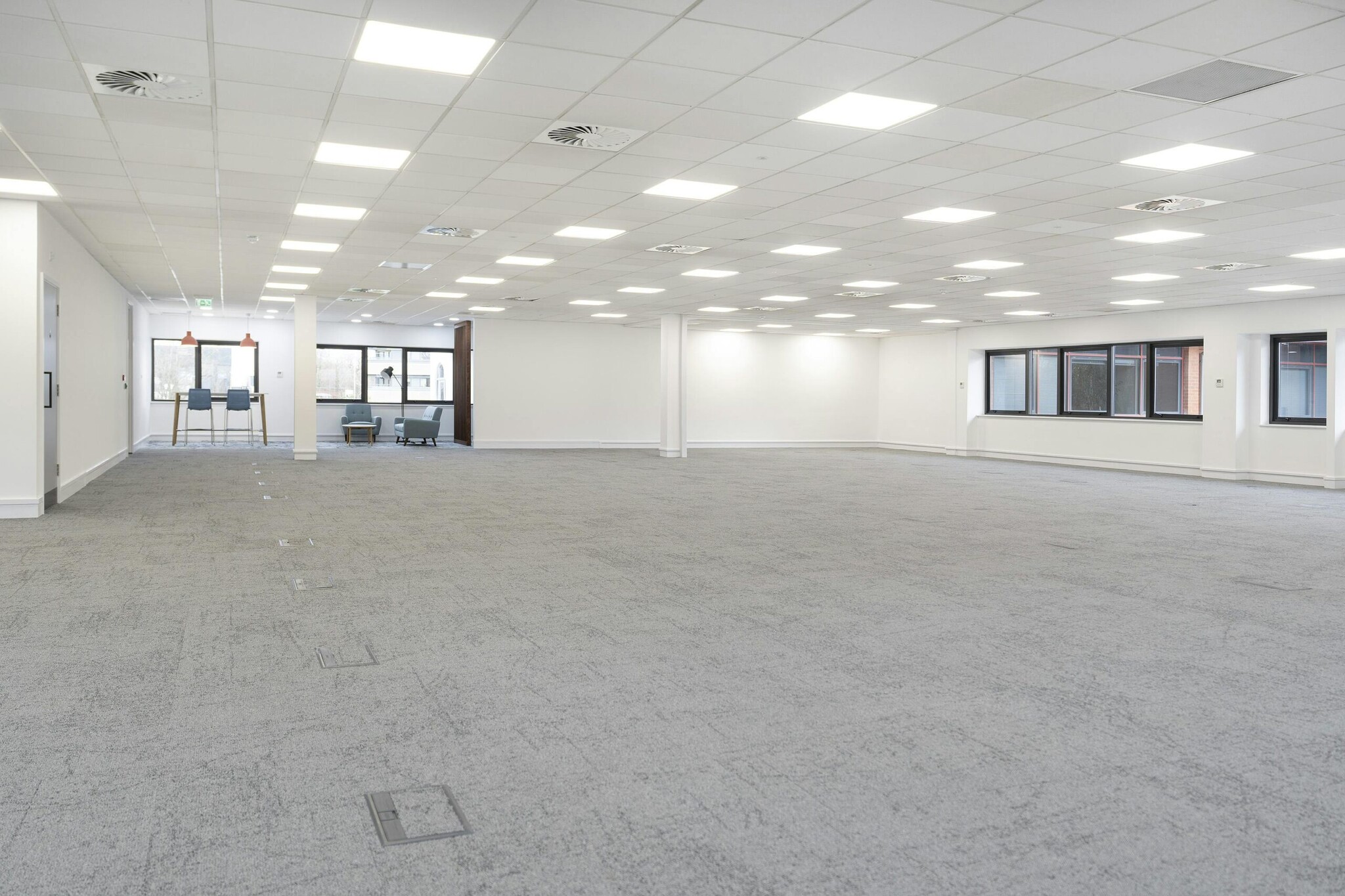 Elstree Way, Borehamwood for lease Interior Photo- Image 1 of 8