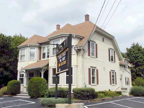 84 Plain St, Millis-Clicquot, MA for sale - Primary Photo - Image 1 of 1