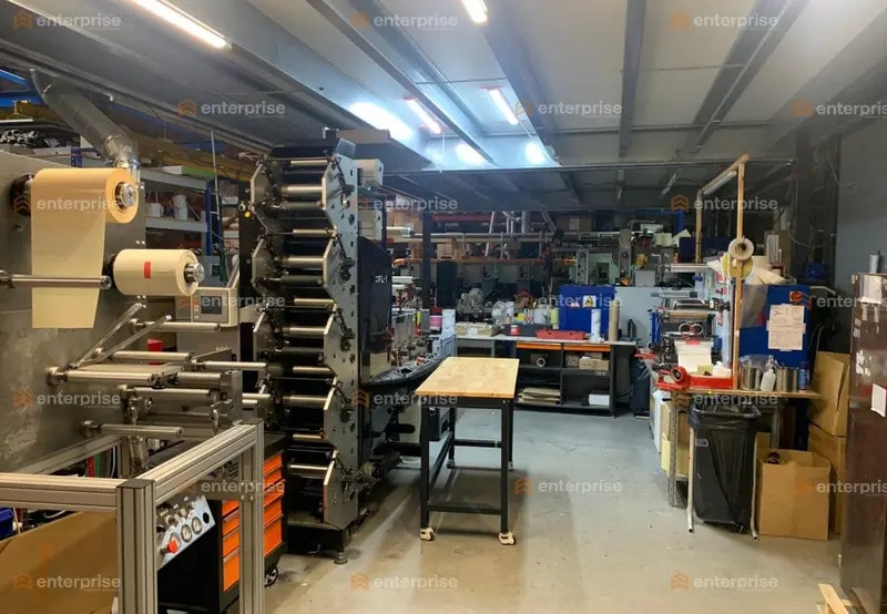 Industrial in Pont-à-Marcq for lease - Interior Photo - Image 3 of 10