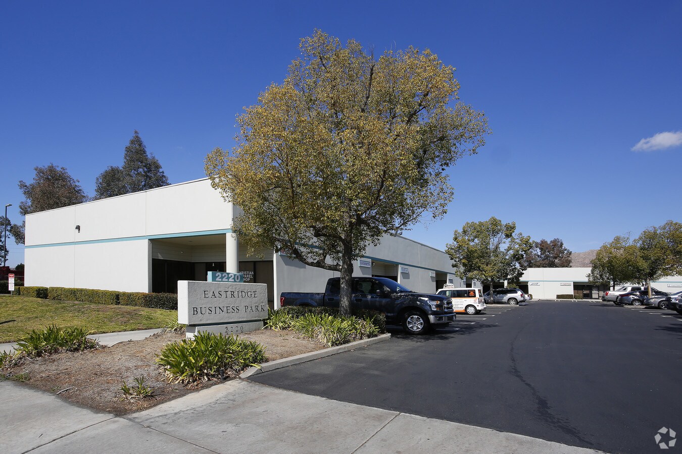 2220 Eastridge Ave, Riverside, CA 92507 Flex for Lease