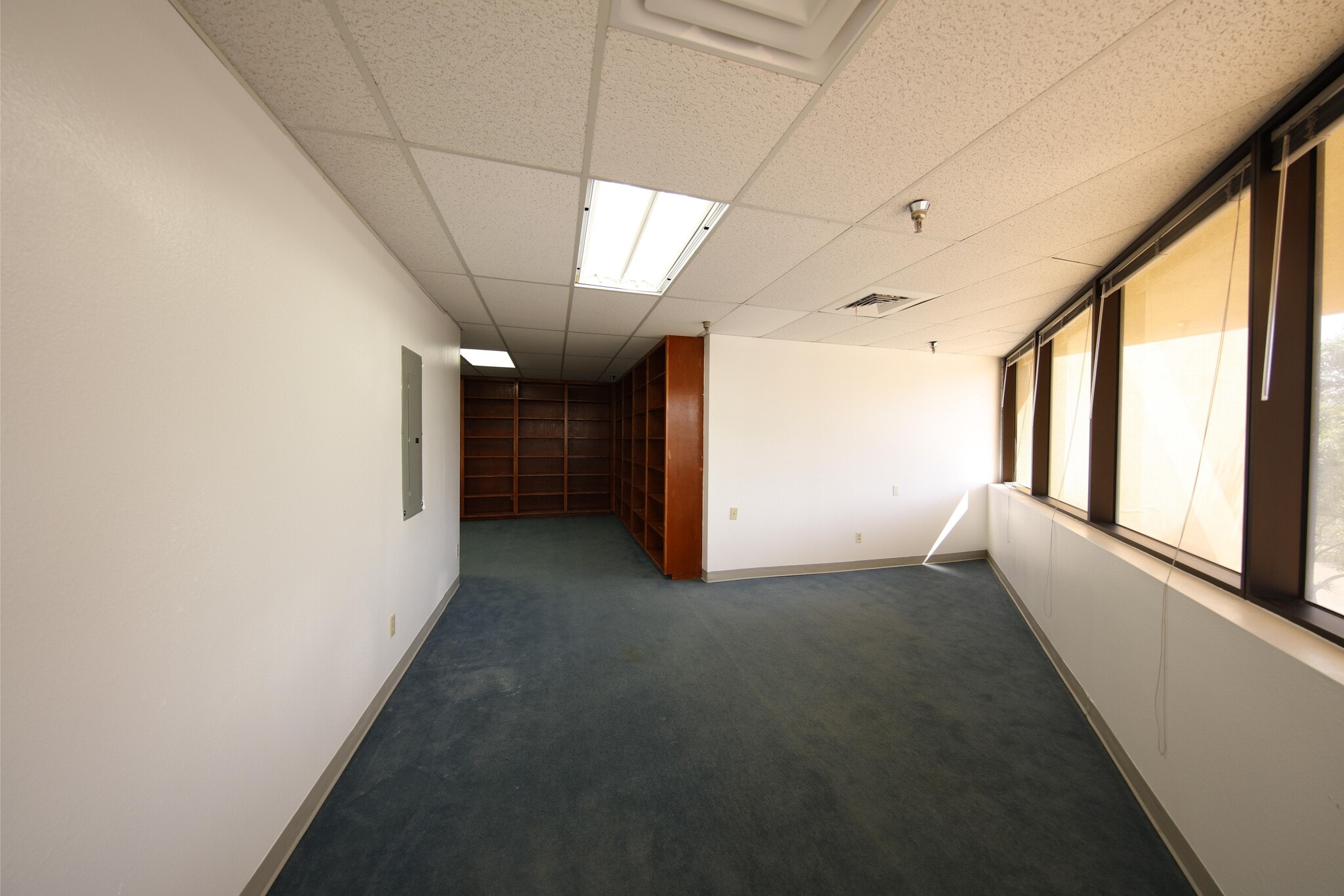 9800 N Lamar Blvd, Austin, TX for lease Interior Photo- Image 1 of 9