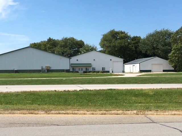 3007 N Jefferson Way, Indianola, IA for sale - Primary Photo - Image 1 of 1