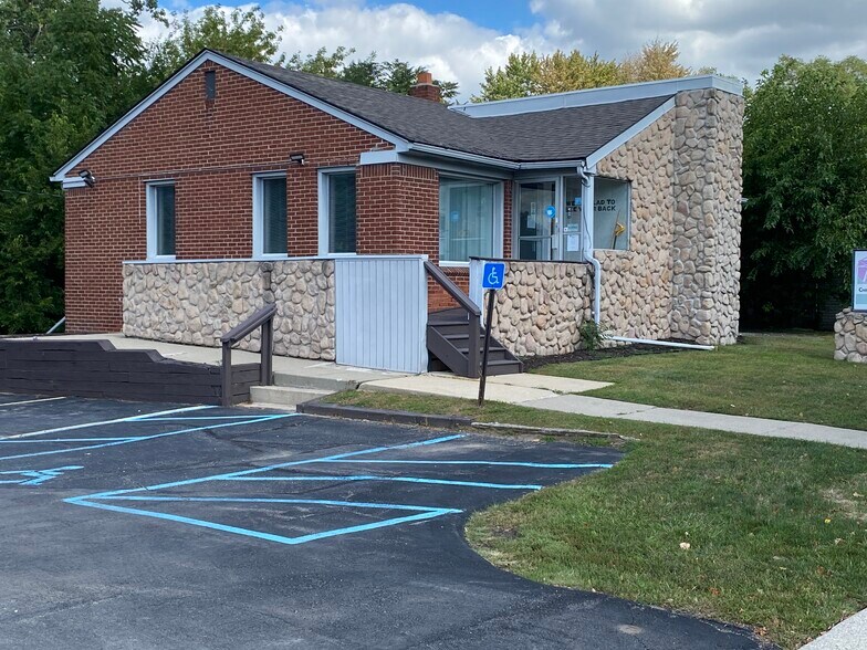 23540 Goddard Rd, Taylor, MI 48180 Office for Sale