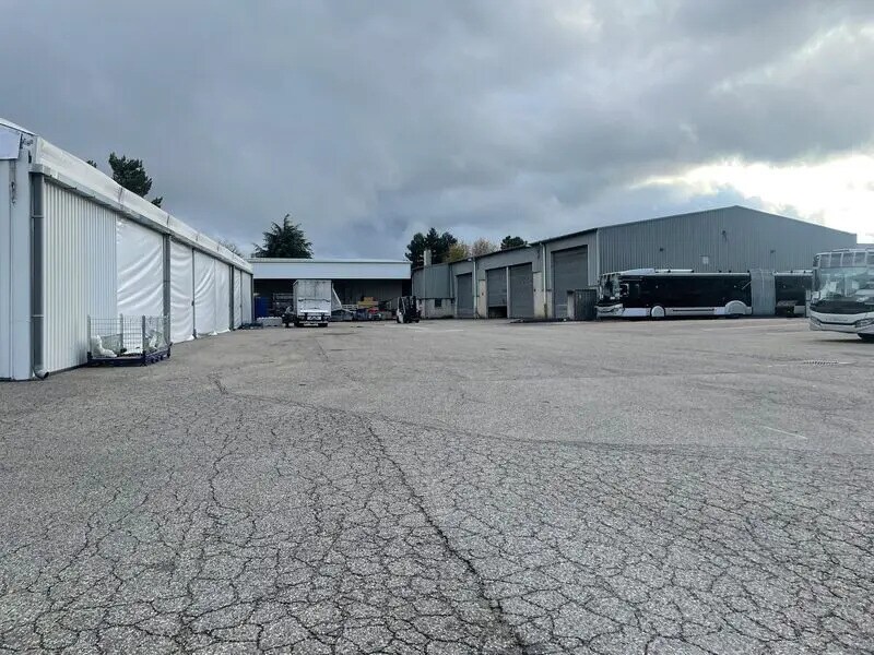 Office in Davézieux for lease Building Photo- Image 1 of 11