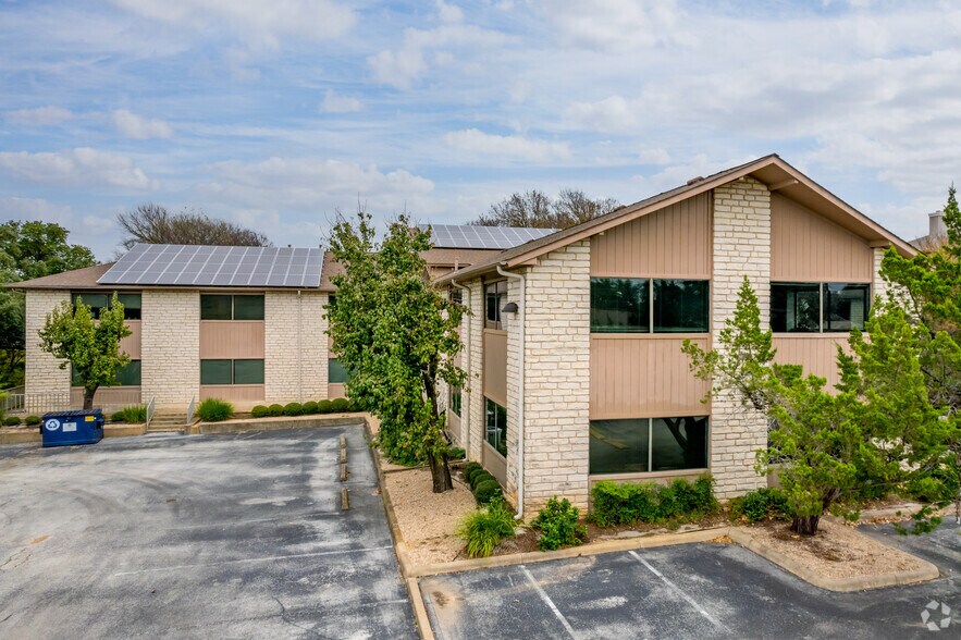 12466 Los Indios Trl, Austin, TX 78729