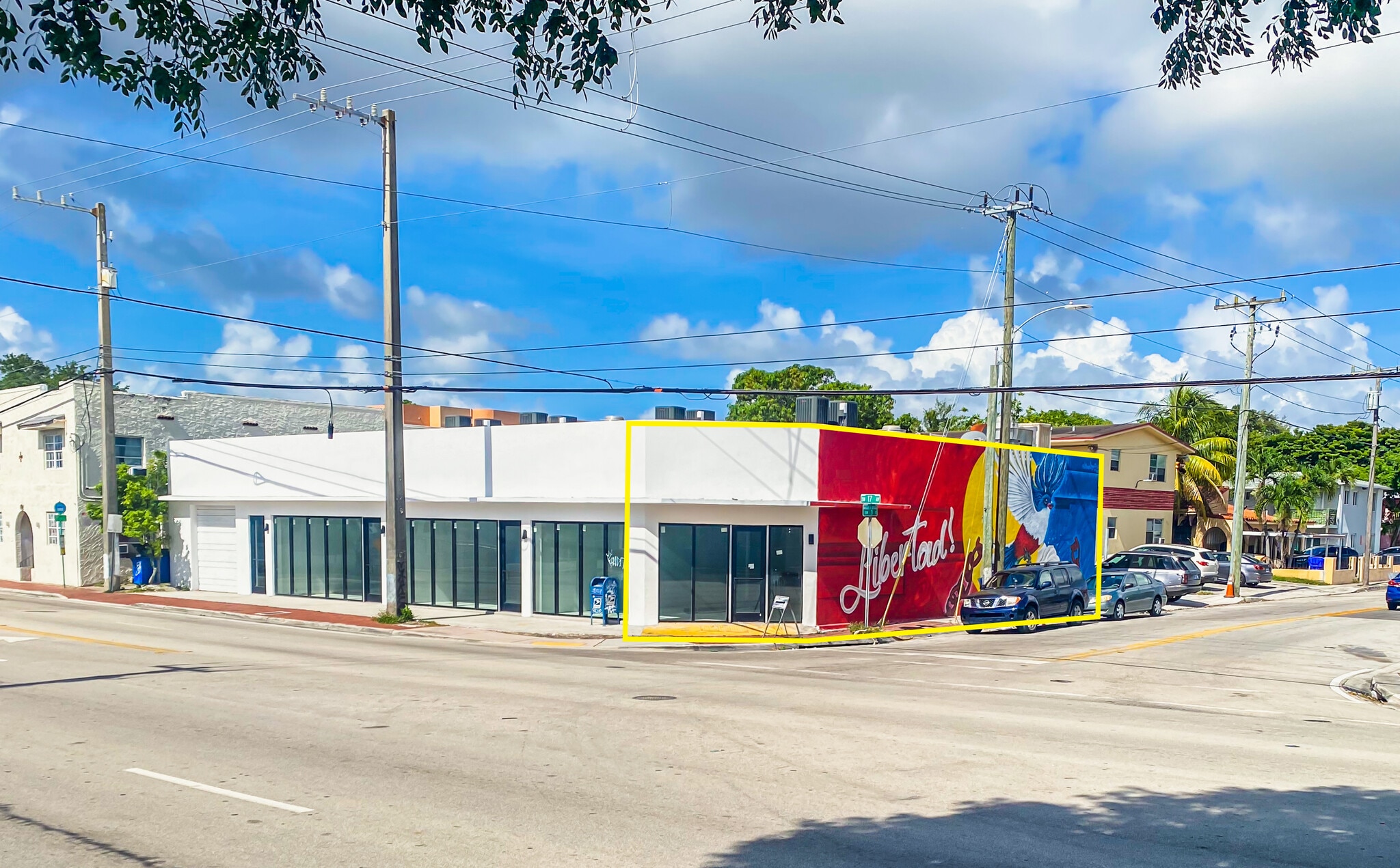300 SW 17th Ave, Miami, FL for lease Building Photo- Image 1 of 8