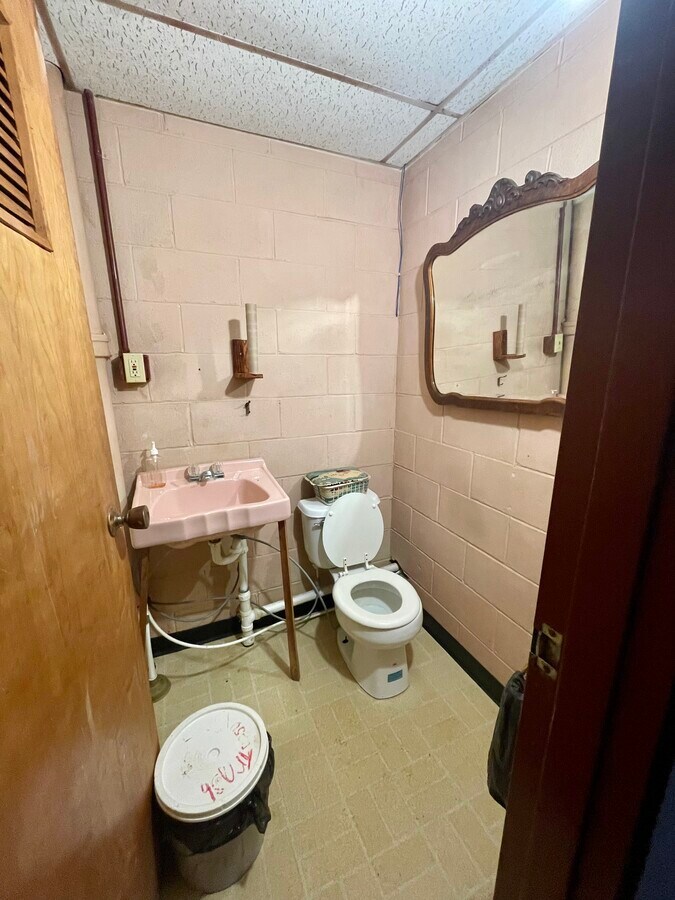 7901 Proctor Creek Rd, Proctor, WV 26055