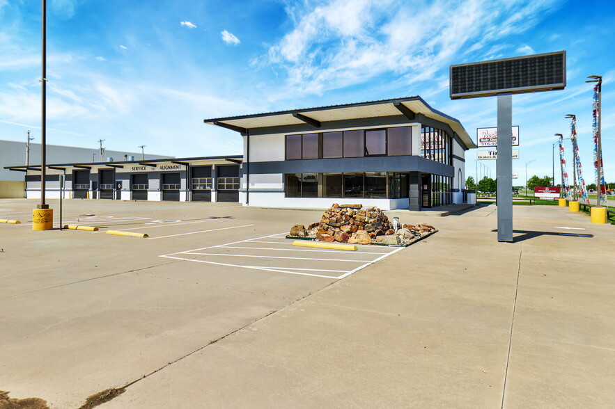 11209 W Kellogg, Wichita, KS for sale - Building Photo - Image 3 of 75