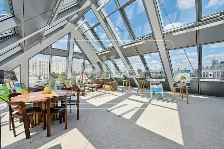 10-12 Rue Horace Vernet, Issy-les-Moulineaux for lease - Building Photo - Image 3 of 23