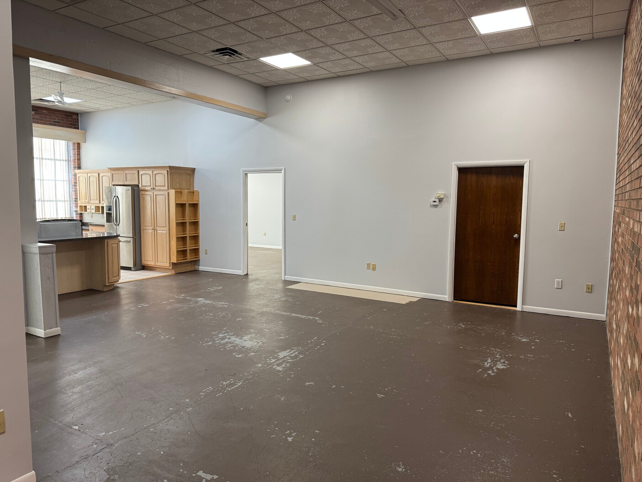 428 S Monroe St, Monroe, MI for lease Interior Photo- Image 1 of 16