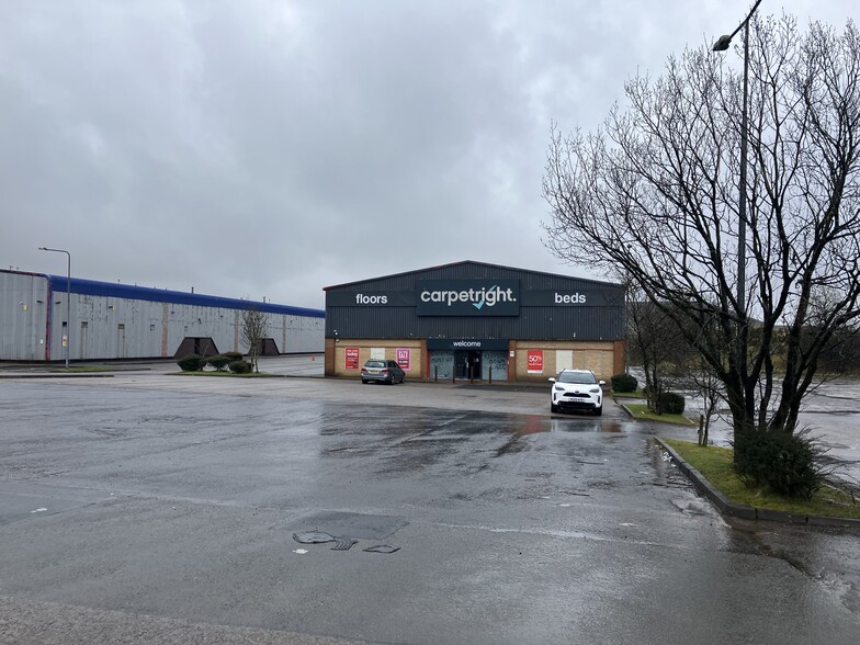 Dowlais Top Retail Merthyr Tydfil CF48 2TA Park, Merthyr Tydfil for lease - Building Photo - Image 2 of 4