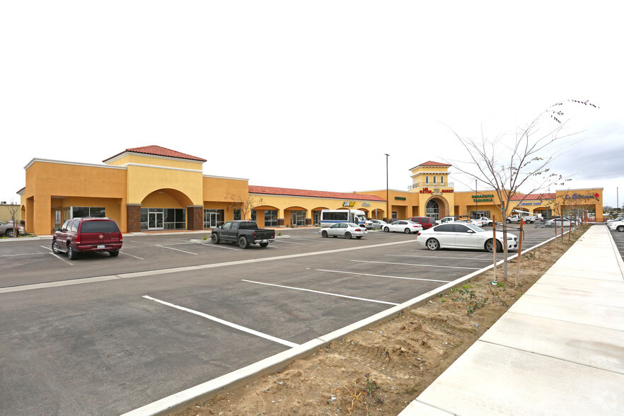 2303 S Union Ave, Bakersfield, CA for sale - Primary Photo - Image 1 of 1